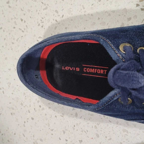 Levi's Men's Comfort Navy Canvas Lace-Up Denim Sneakers | Size 9 - Picture 4 of 5